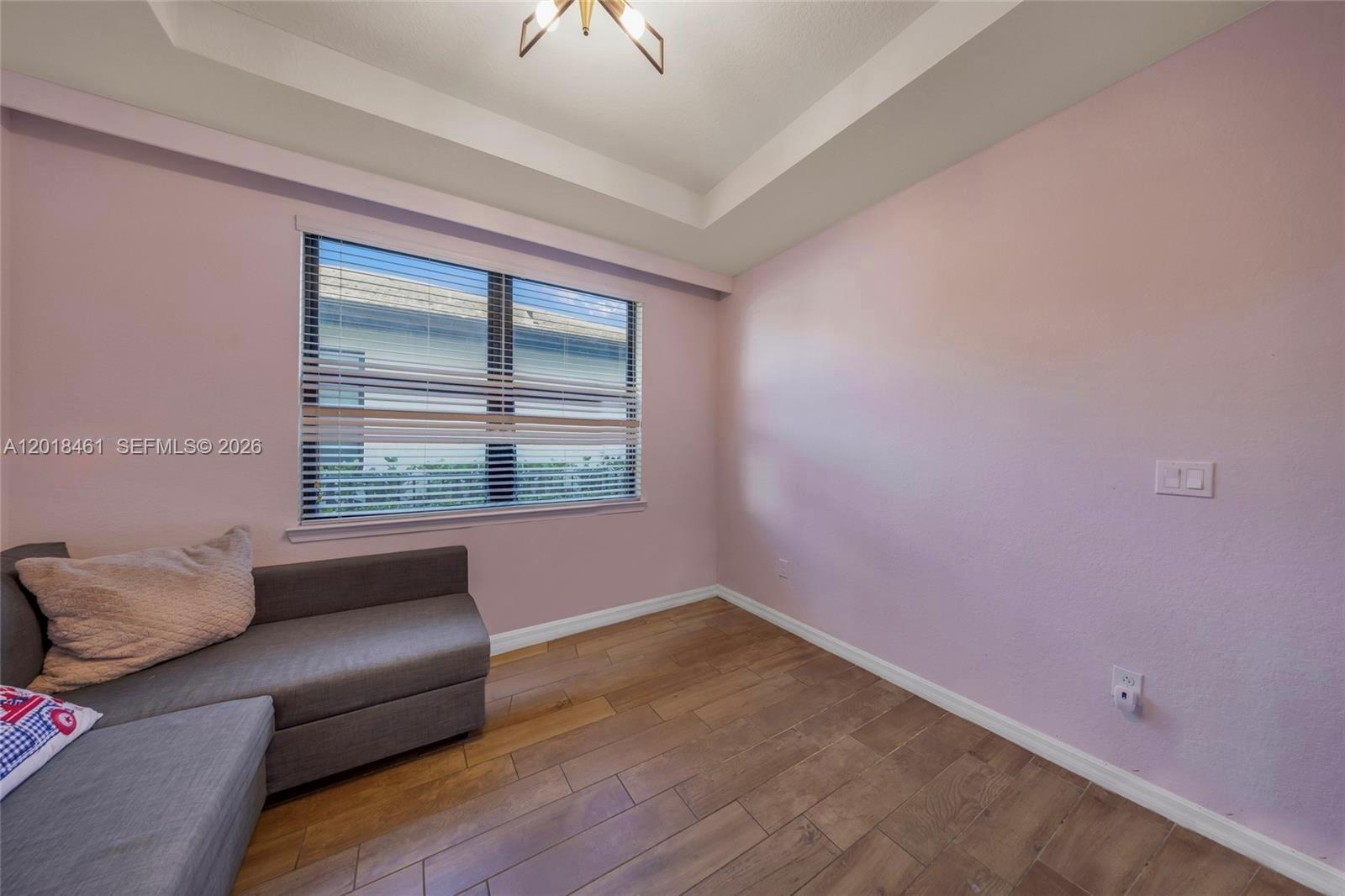 OAK TREE PROPERTY REDEVEL - Residential