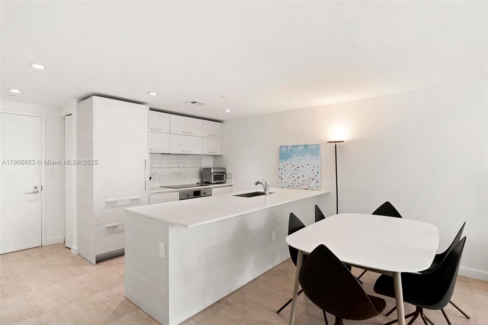 1300 S Miami Ave 2211