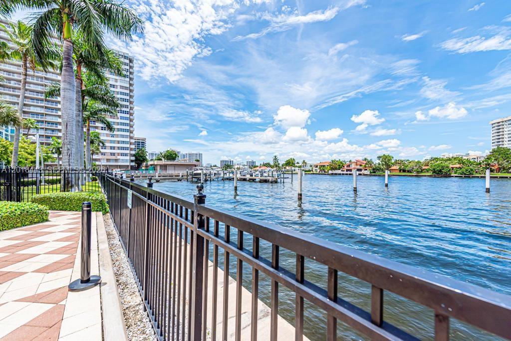 OCEAN MARINE YACHT CLUB C - Residential