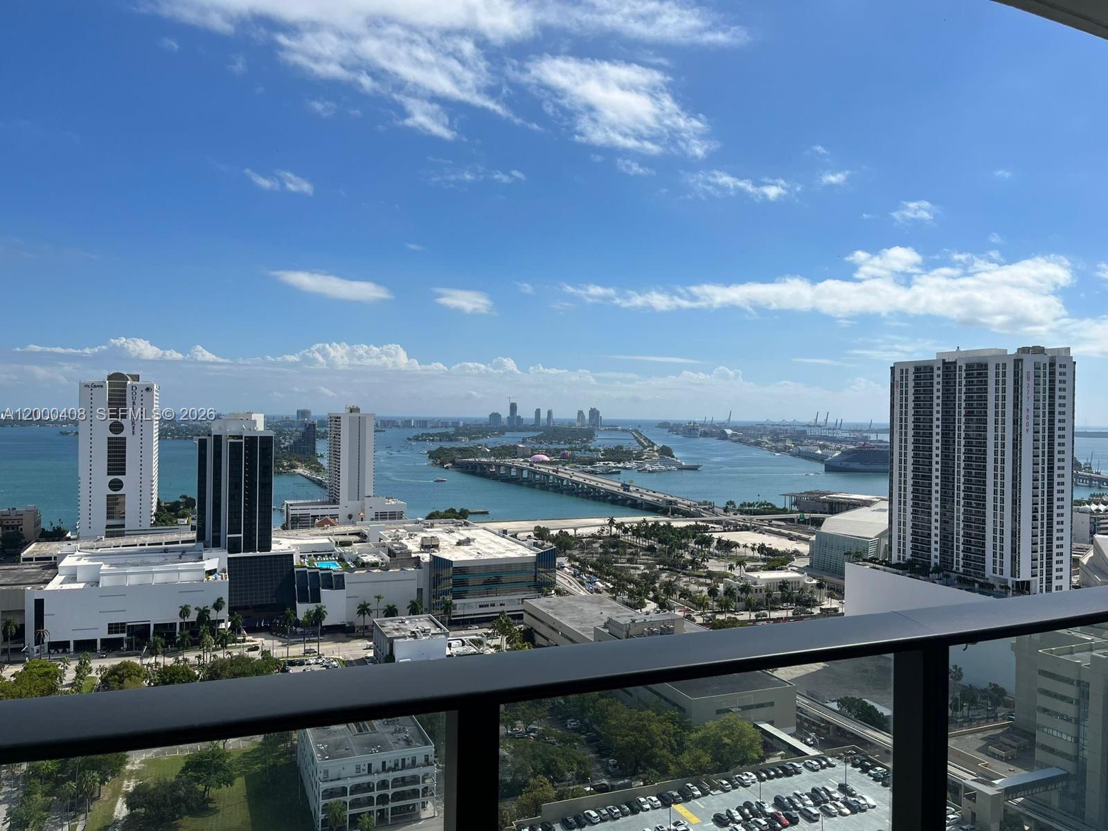 CANVAS CONDO - Residential Lease