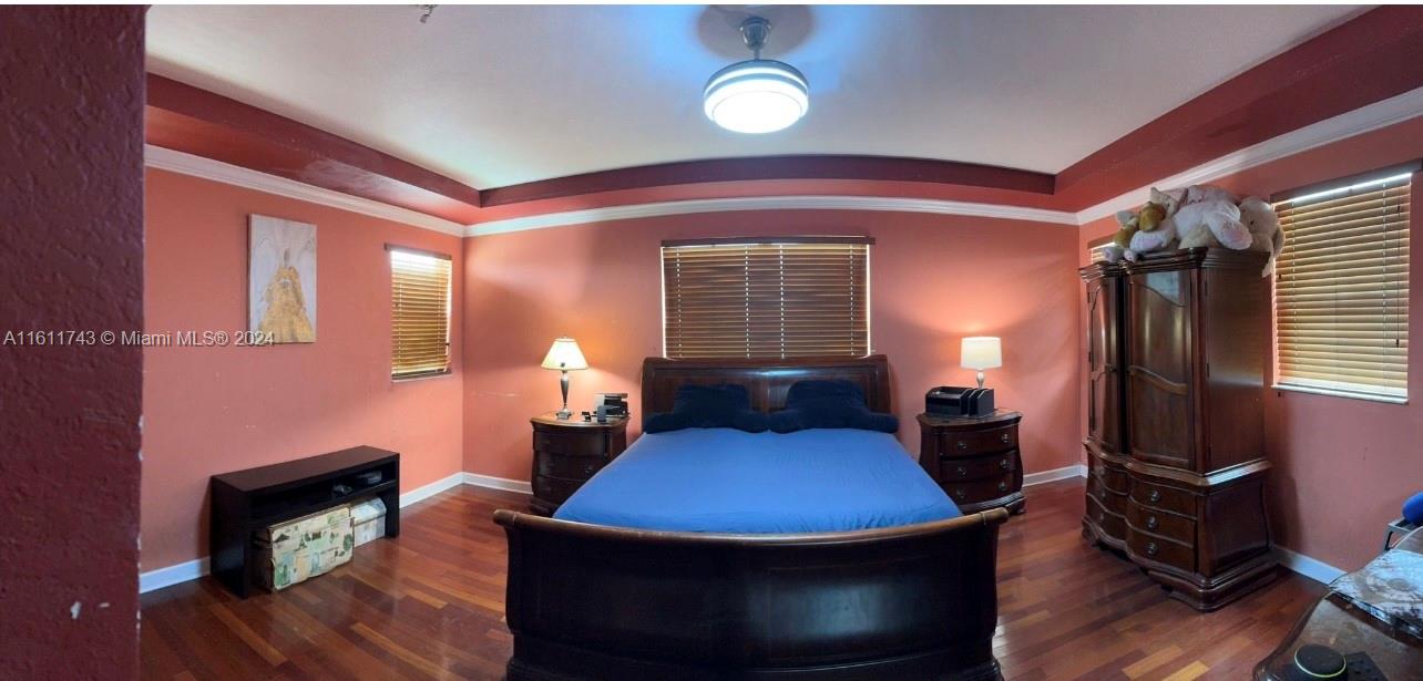 DORAL ISLES NORTH SEC ONE - Residential