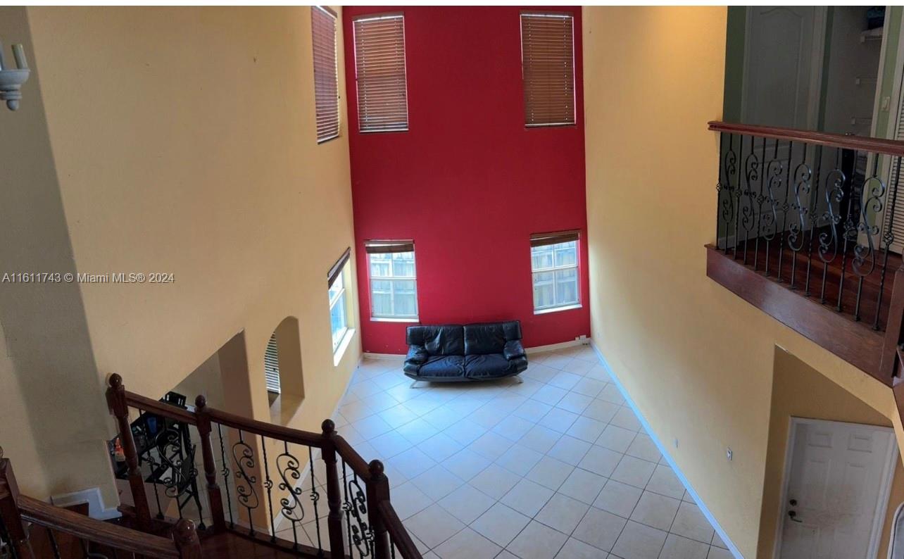 DORAL ISLES NORTH SEC ONE - Residential