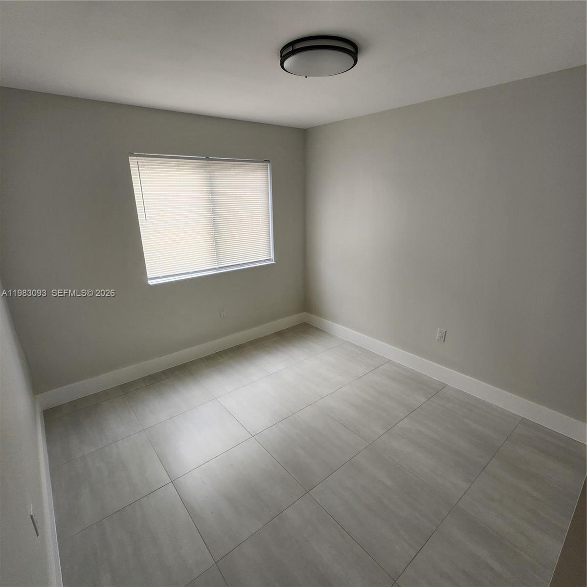 WOODMERE - Residential Lease