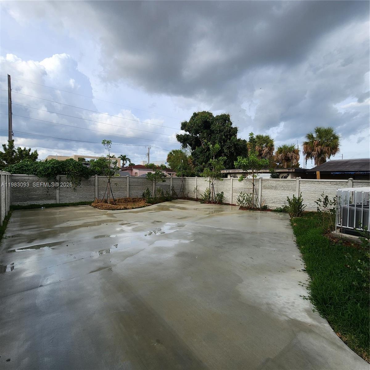 WOODMERE - Residential Lease