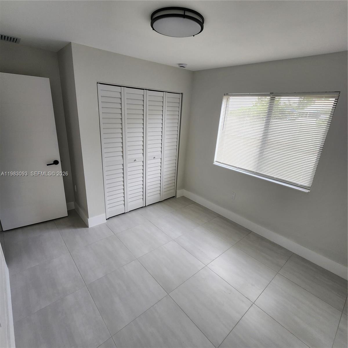 WOODMERE - Residential Lease