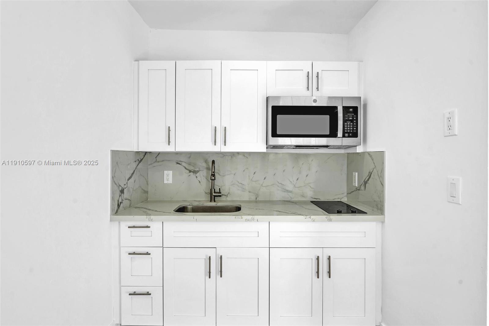 BLANTON PARK - Residential Lease