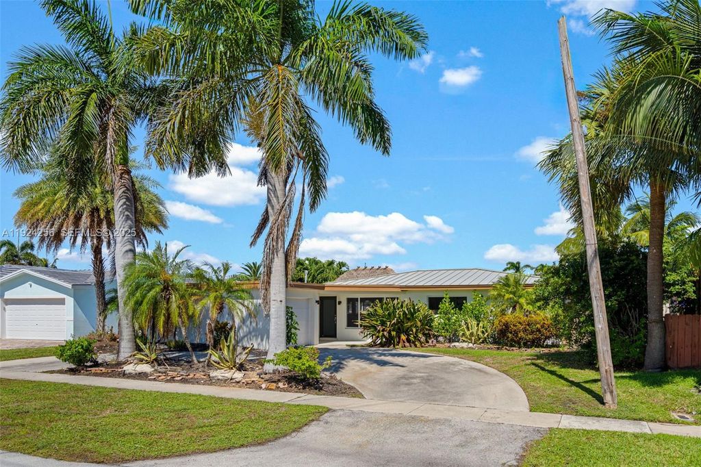 Photo of 201 SE 12th St, Pompano Beach, FL 33060 (MLS # A11924256)