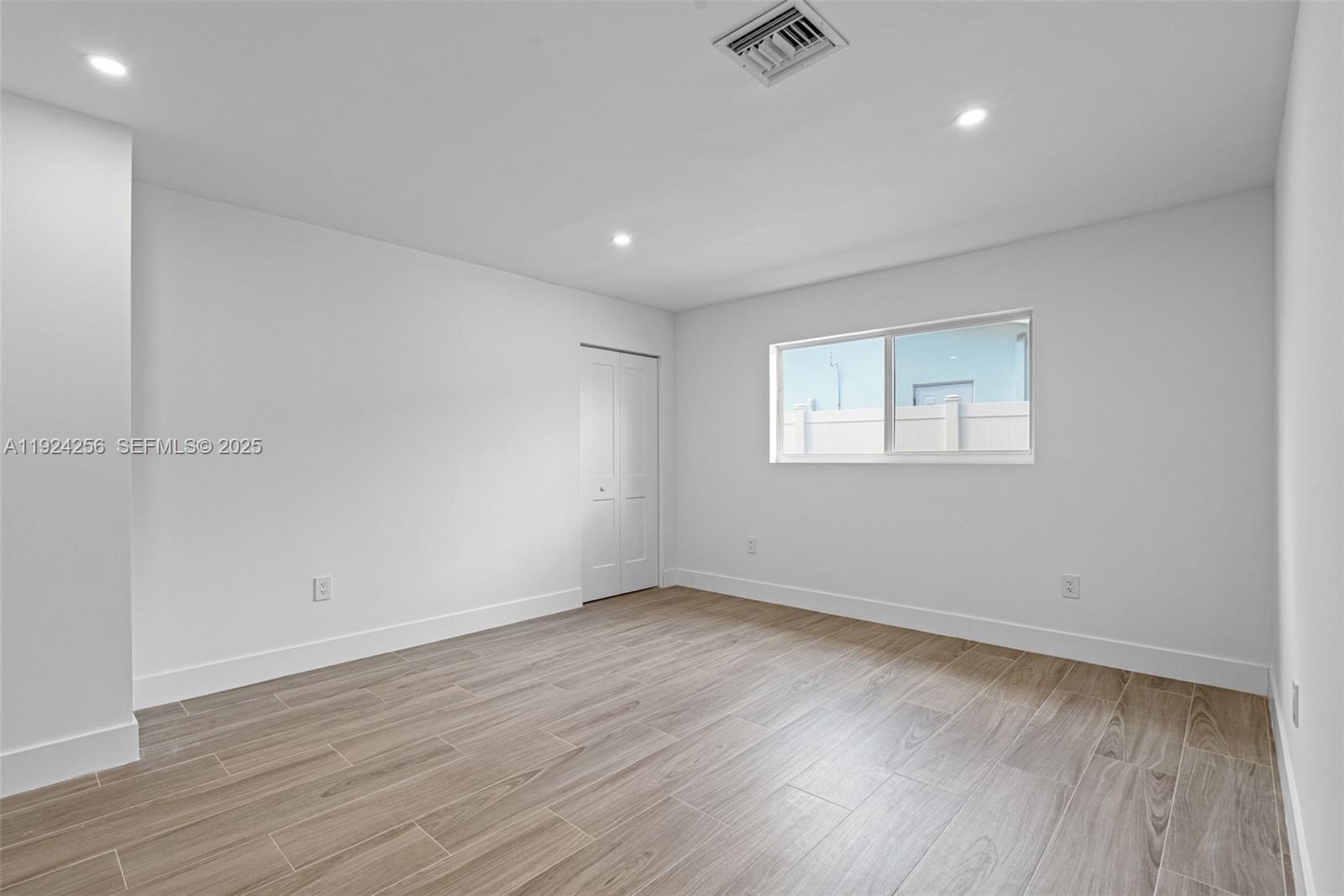 CYPRESS HARBOR 2ND SEC - Residential