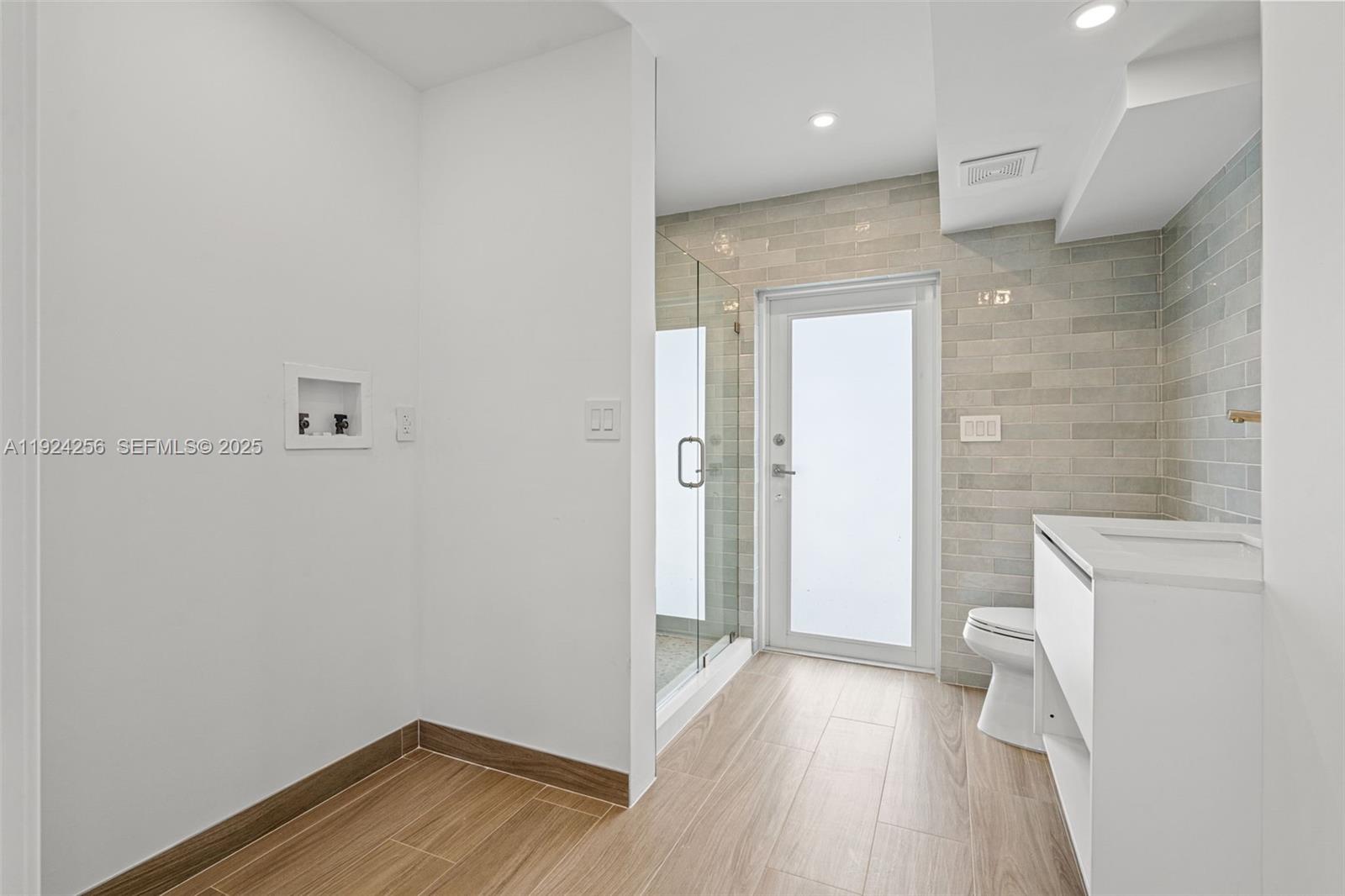 CYPRESS HARBOR 2ND SEC - Residential