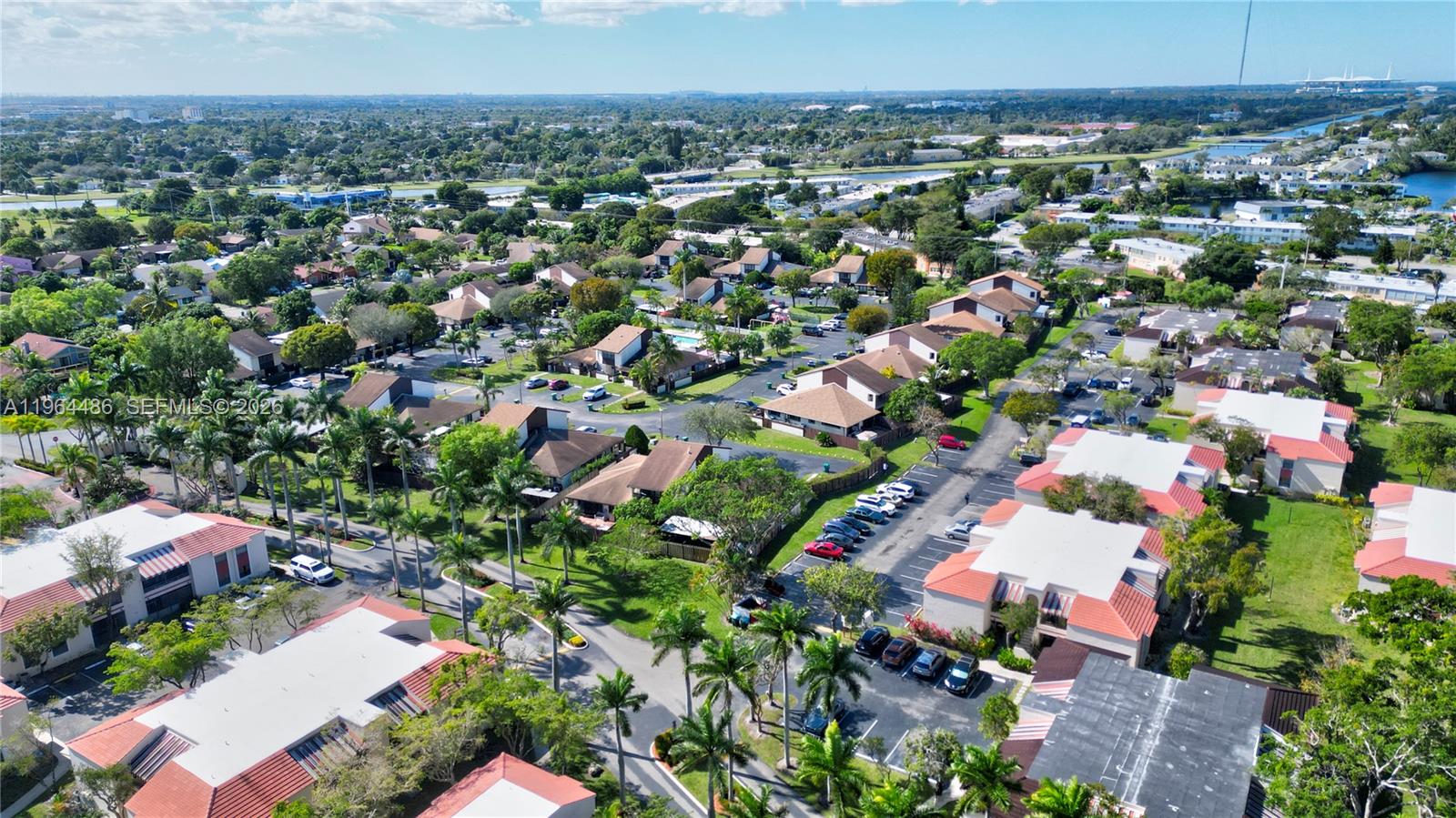 QUATRAINE CONDO II PH III - Residential