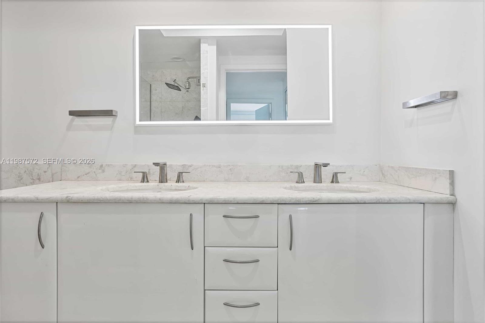 Jade Brickell - Residential