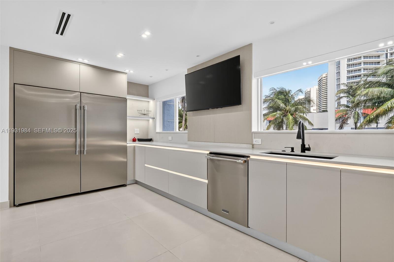 EASTERN SHORES 2ND ADDN - Residential Lease