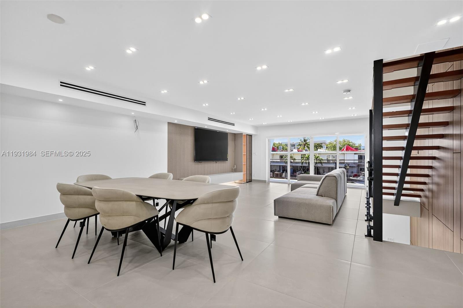 EASTERN SHORES 2ND ADDN - Residential Lease