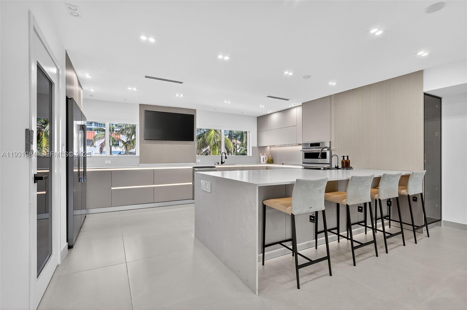 EASTERN SHORES 2ND ADDN - Residential Lease