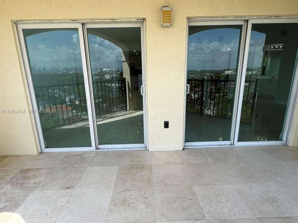 GABLES VIEW CONDO - Residential Lease