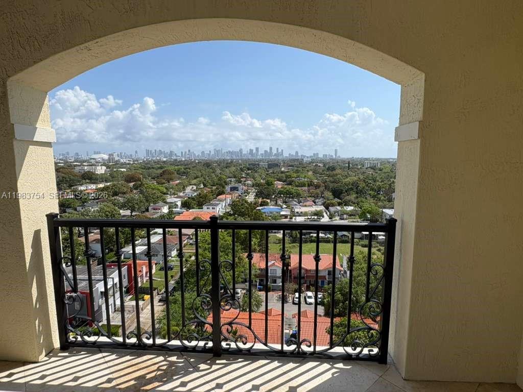 GABLES VIEW CONDO - Residential Lease