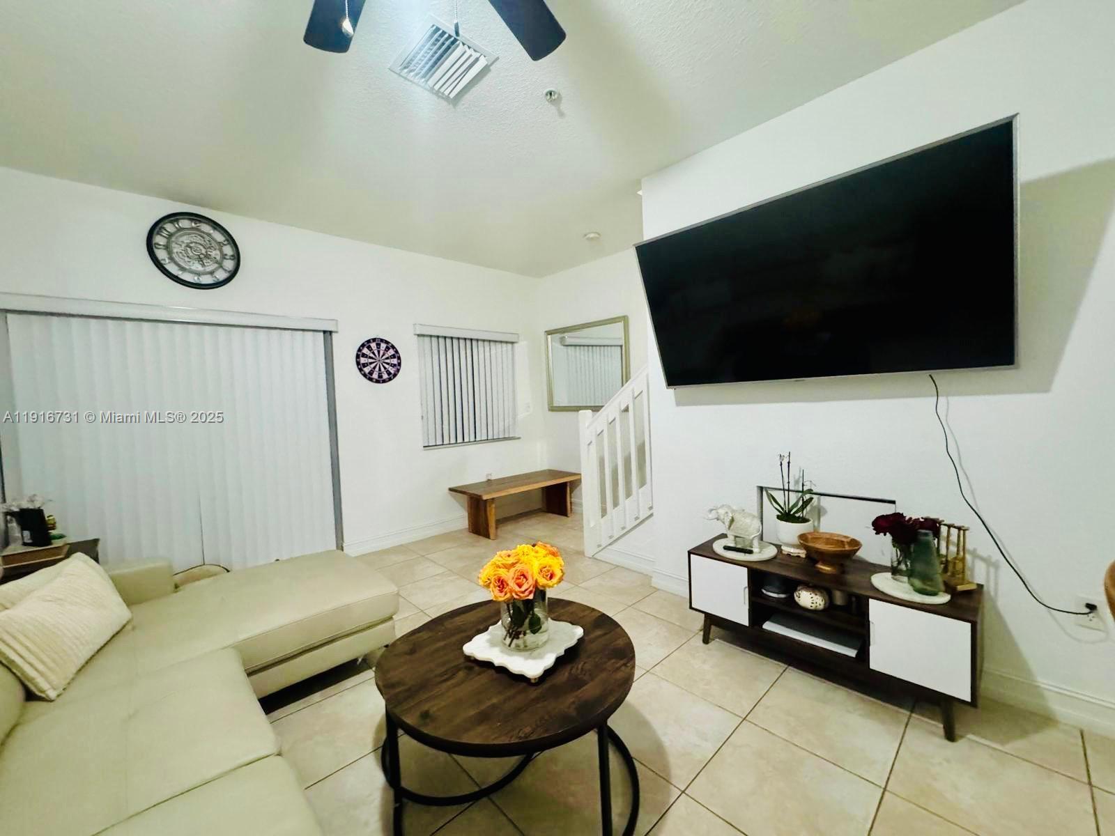 PARK PLACE AT MIDWAY COND - Residential Lease