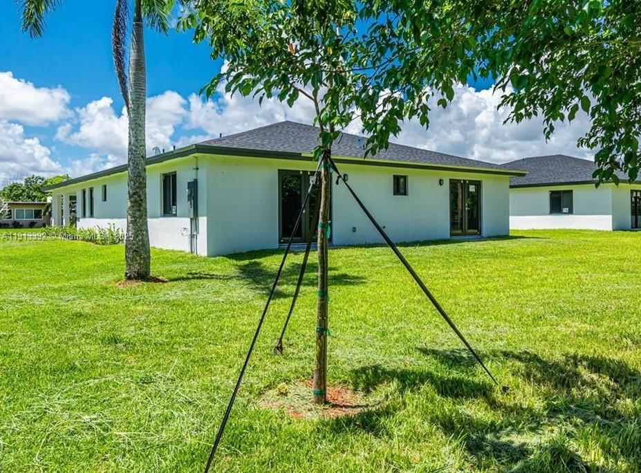 DOWNER PALMS DIV 2 - Residential Lease