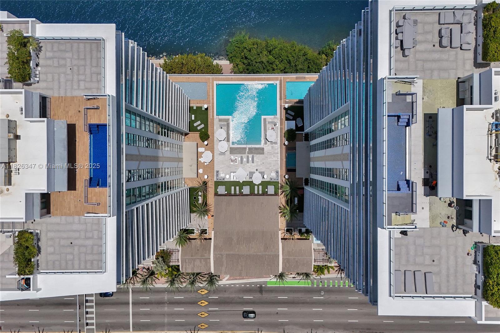 300 Sunny Isles Blvd 4-TS-04, Sunny Isles Beach, FL, 33160/$5,000,000 1 300 Sunny Isles Blvd 4-TS-04