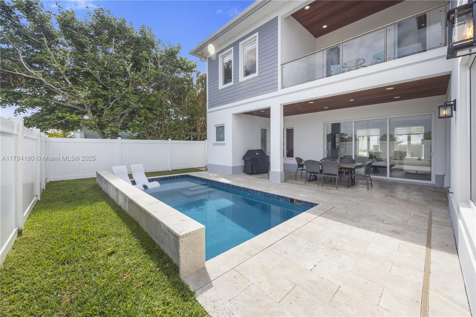 XANADU BY THE SEA - Residential