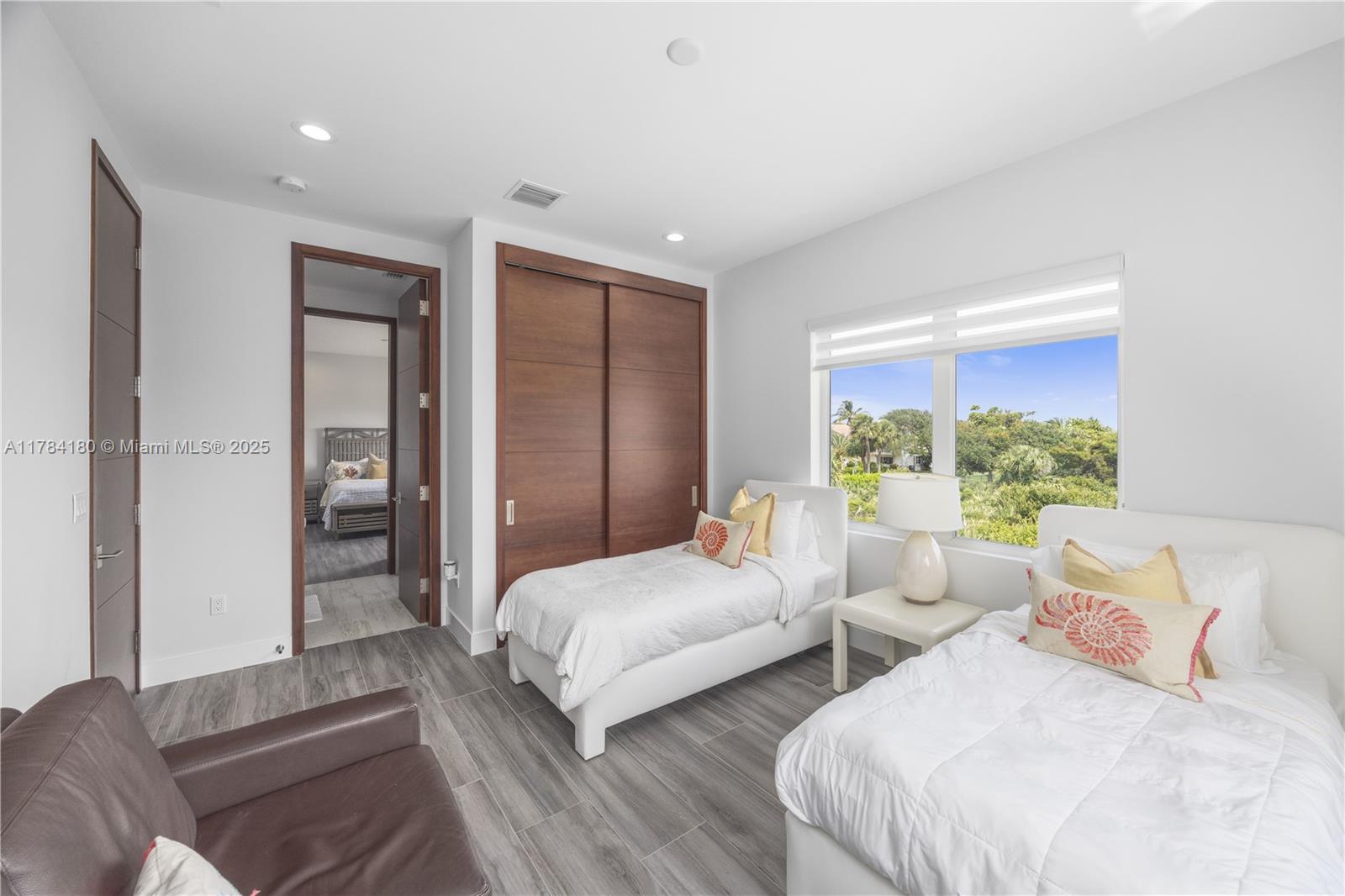 XANADU BY THE SEA - Residential
