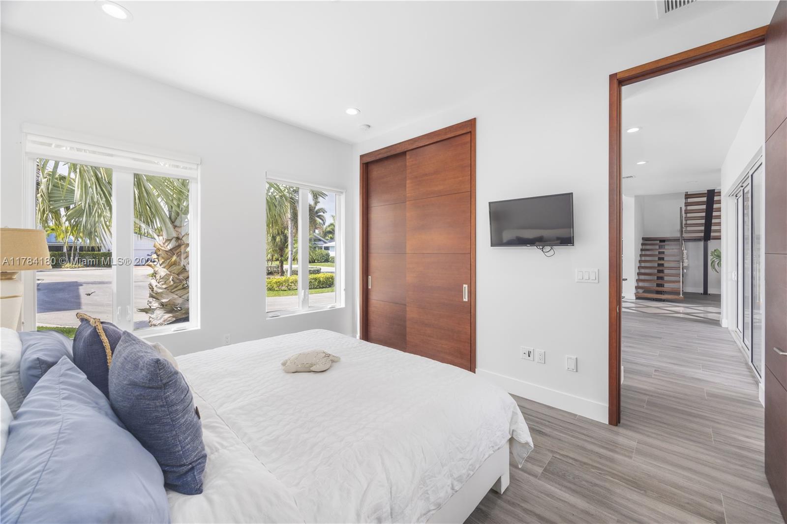XANADU BY THE SEA - Residential