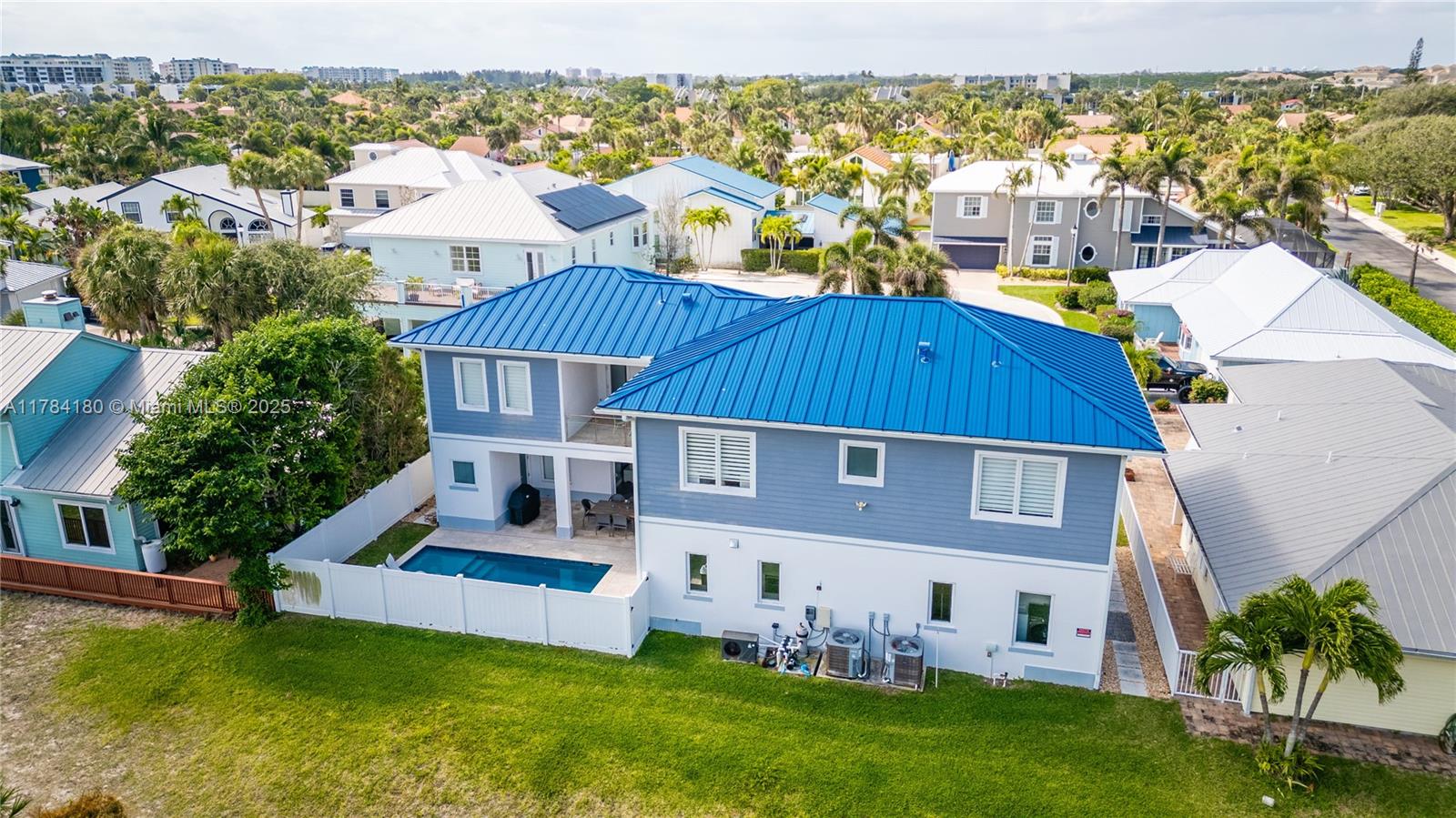 XANADU BY THE SEA - Residential