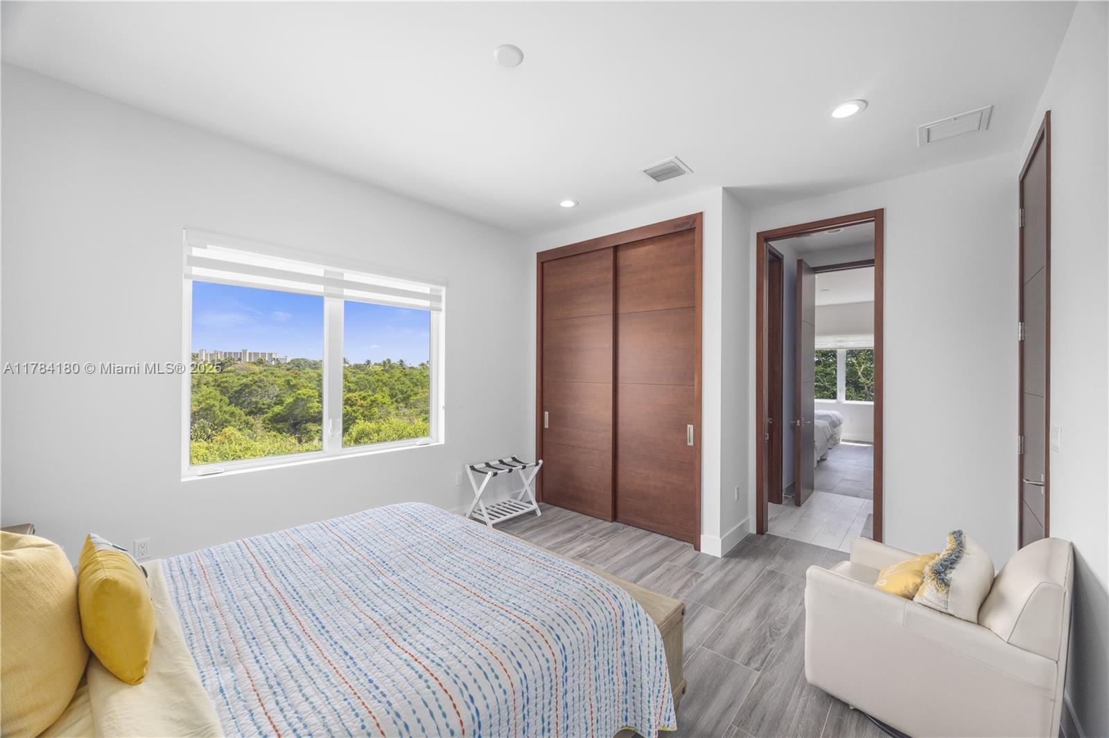 XANADU BY THE SEA - Residential
