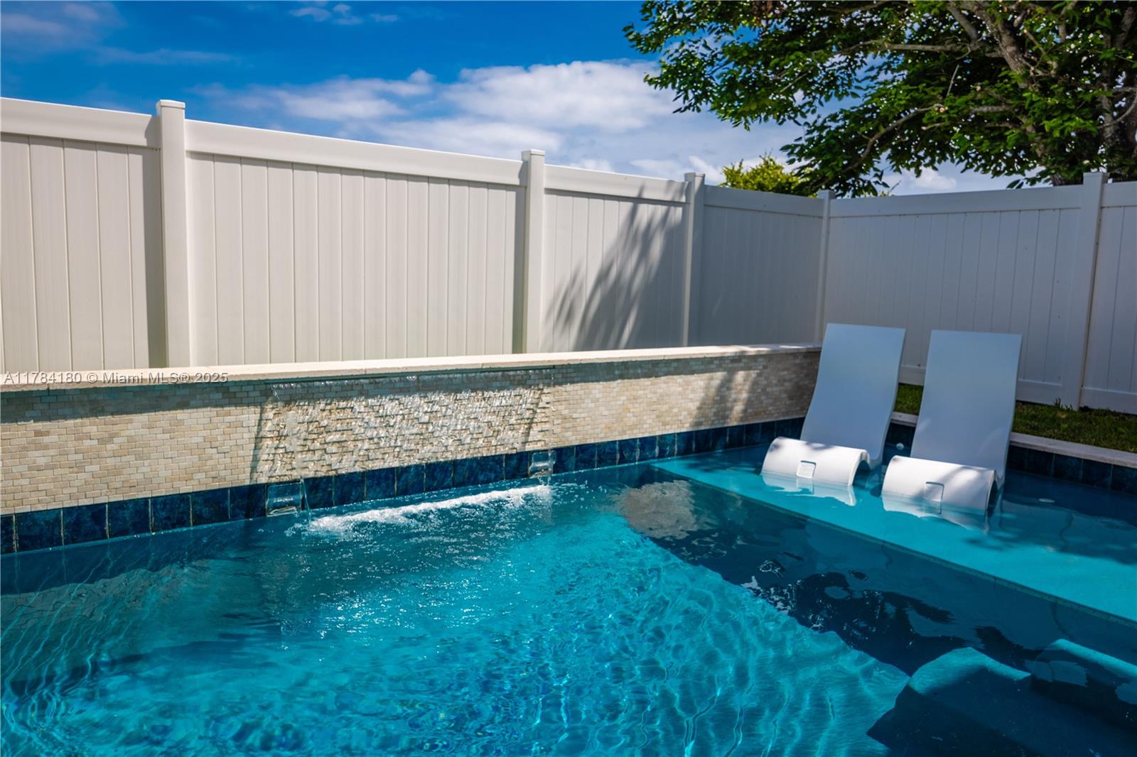 XANADU BY THE SEA - Residential