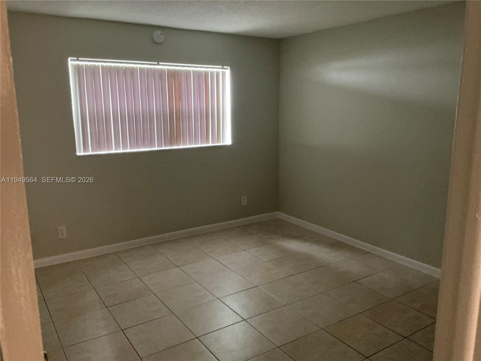PADGETT & JOHNSON - Residential Lease