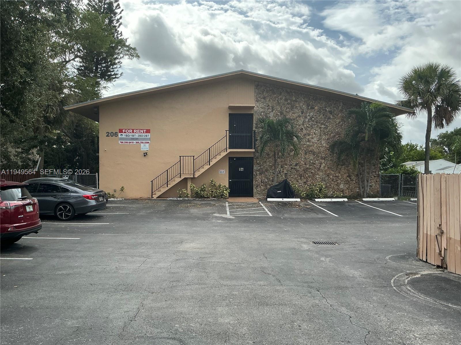 PADGETT & JOHNSON - Residential Lease