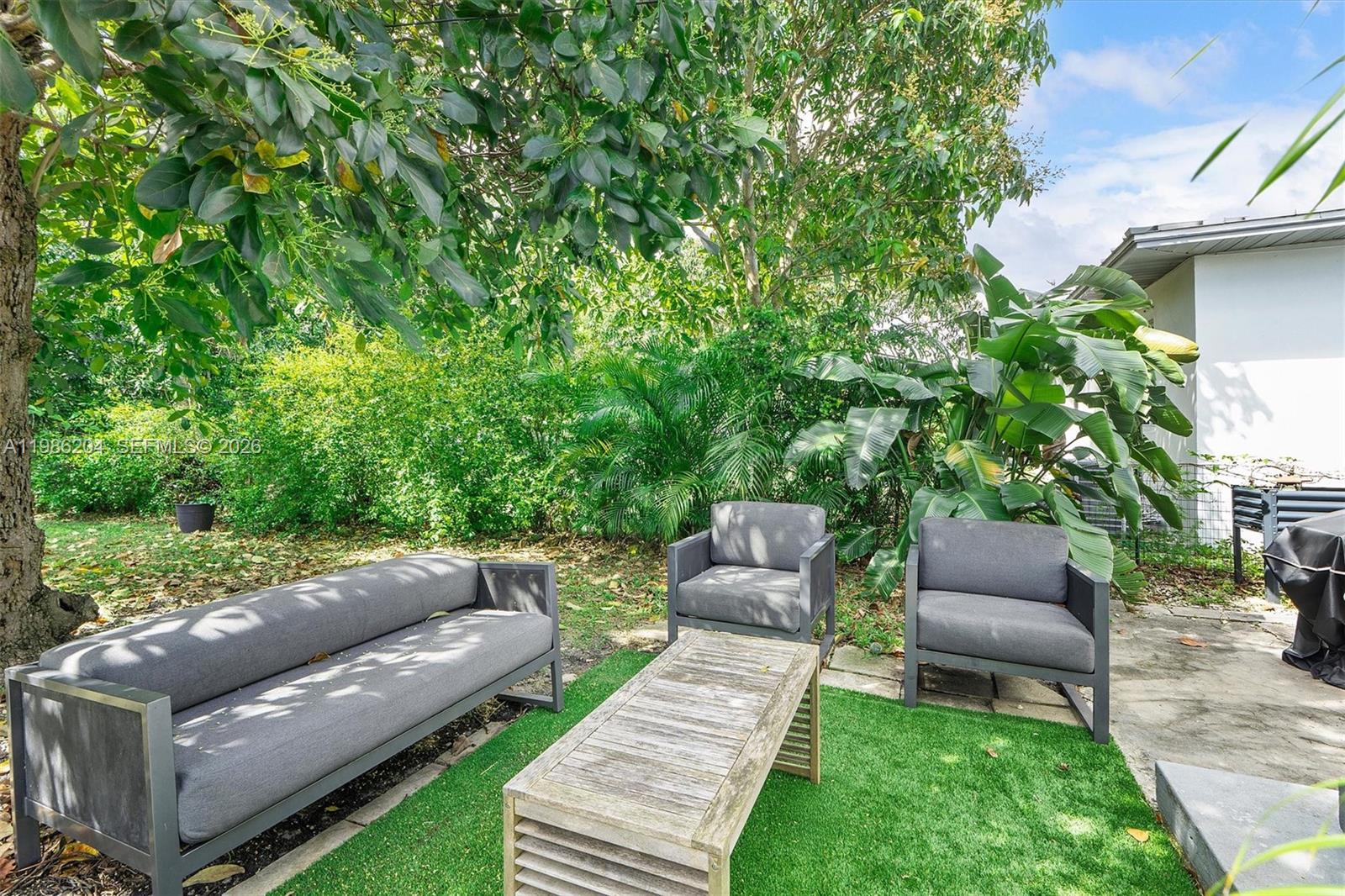 LA PALOMA - Residential