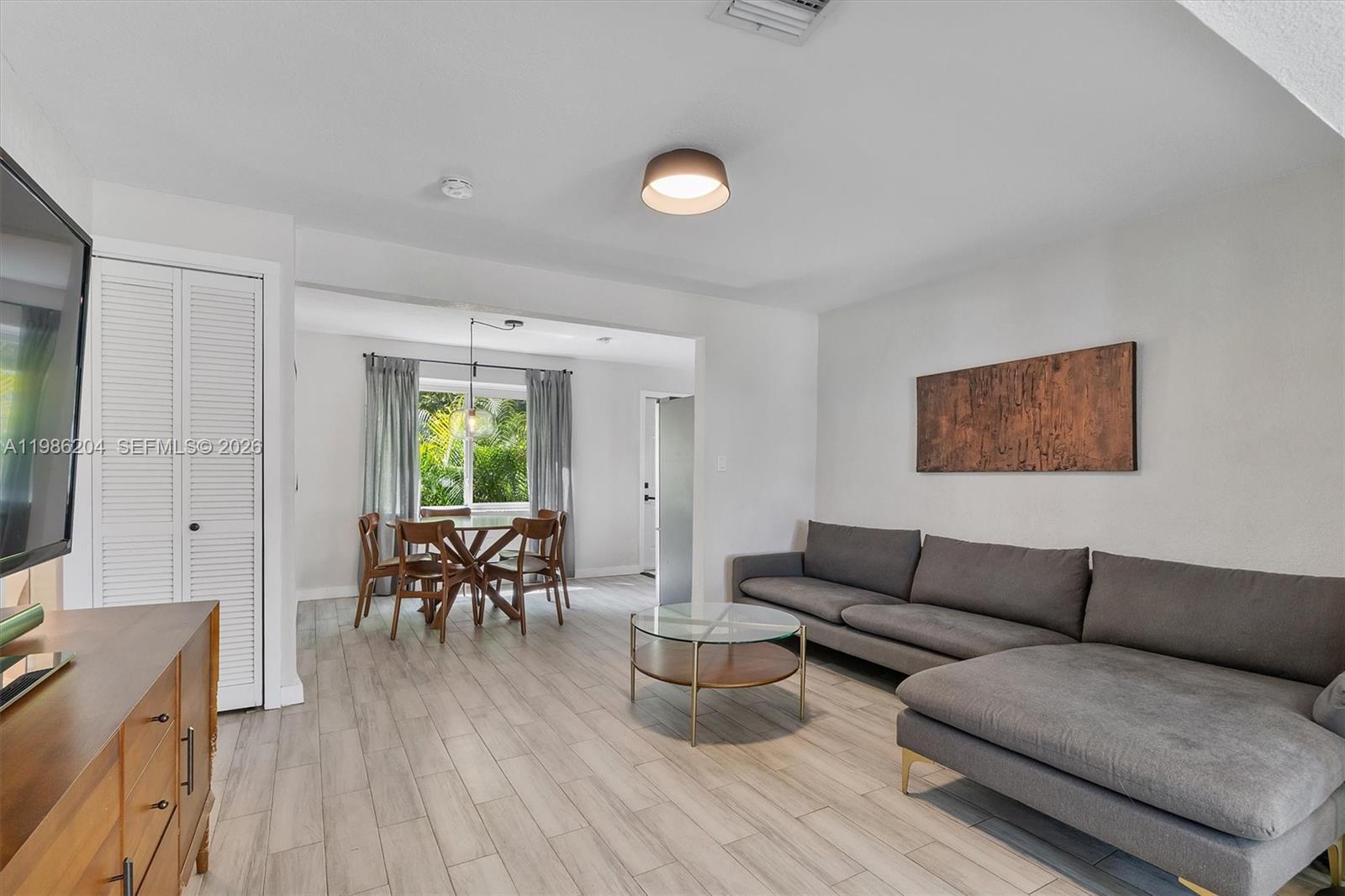 LA PALOMA - Residential