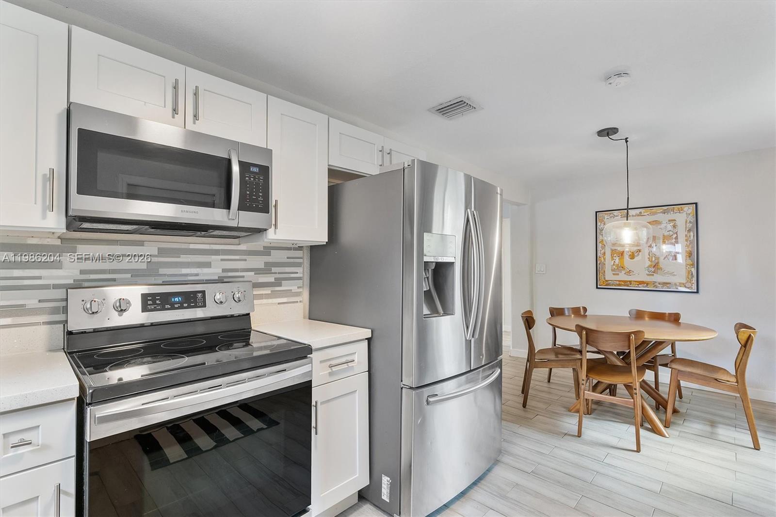 LA PALOMA - Residential