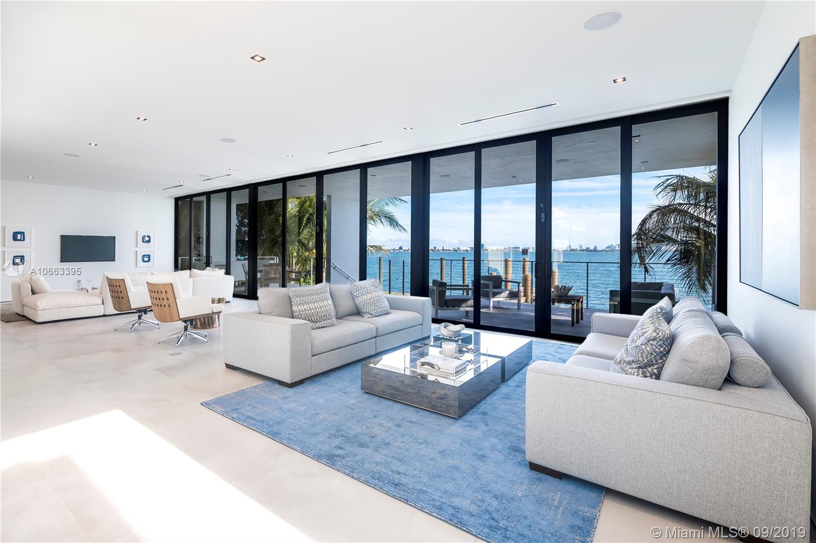 TREASURE ISLAND - Residential