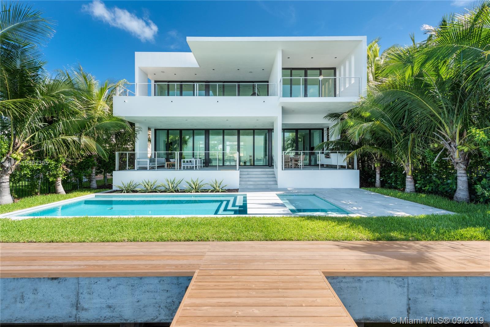 TREASURE ISLAND - Residential