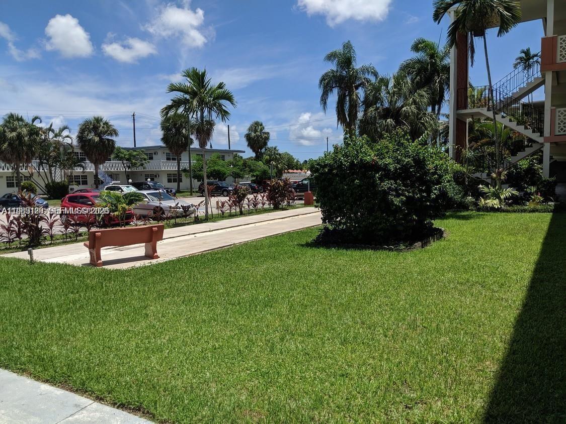 FLORIDIAN ARMS CONDO - Residential Lease