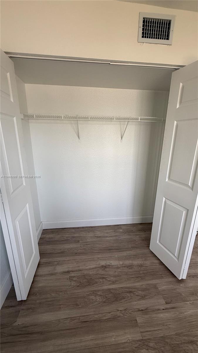 VISTA TRACE 2 CONDO - Residential Lease