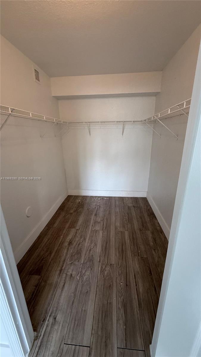 VISTA TRACE 2 CONDO - Residential Lease