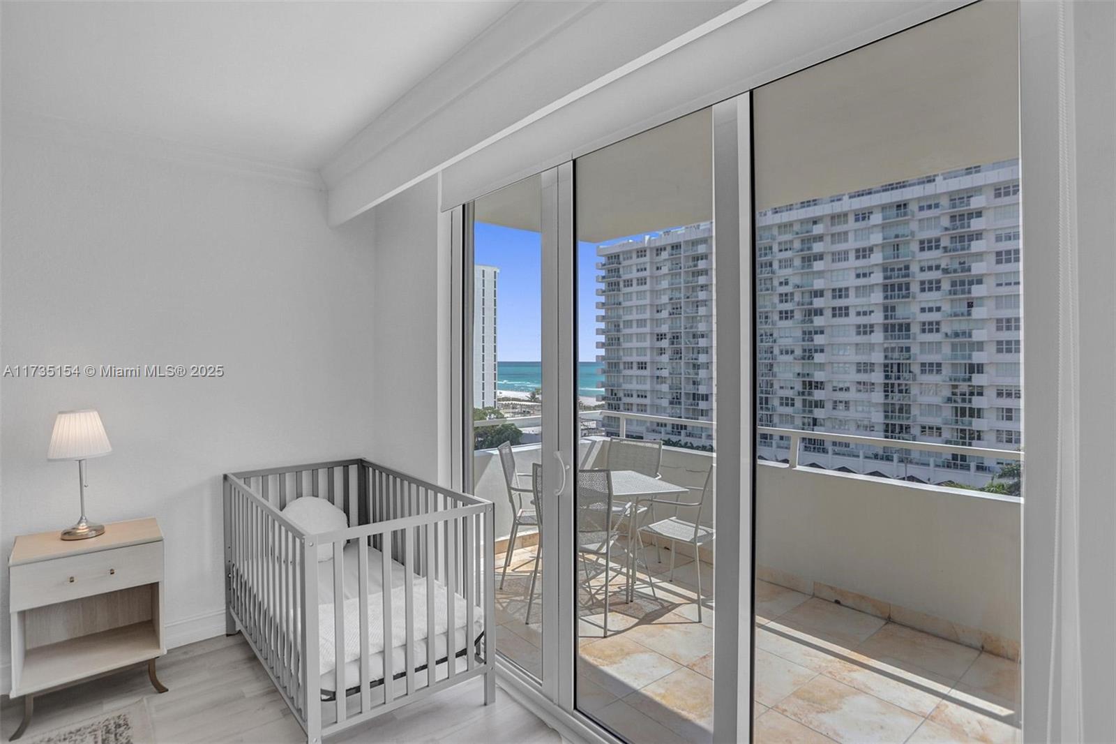 5600 CONDO - Residential