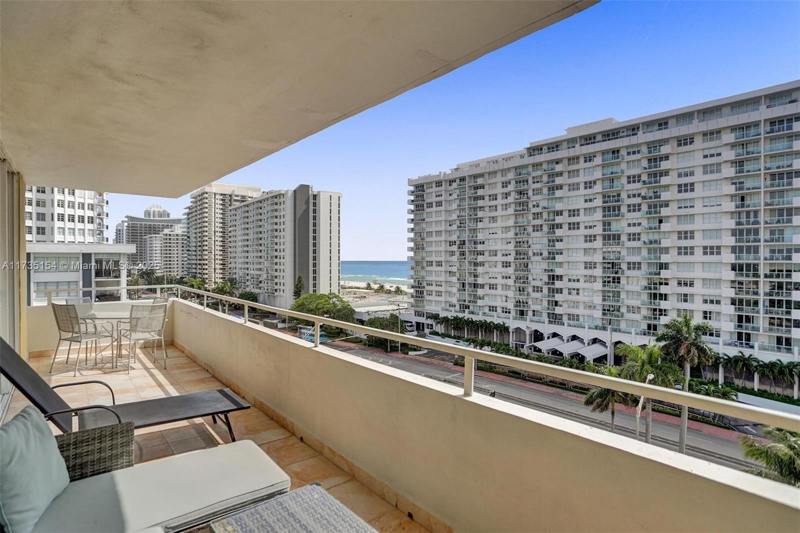5600 CONDO - Residential