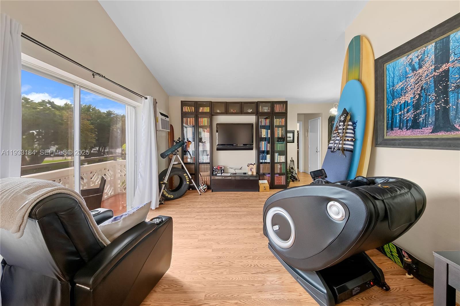 CREEK CLUB # 3 CONDO - Residential