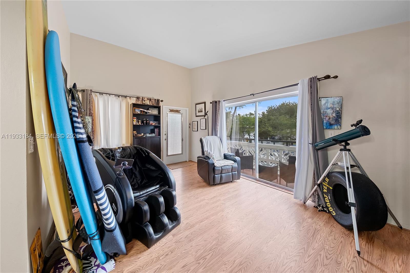 CREEK CLUB # 3 CONDO - Residential