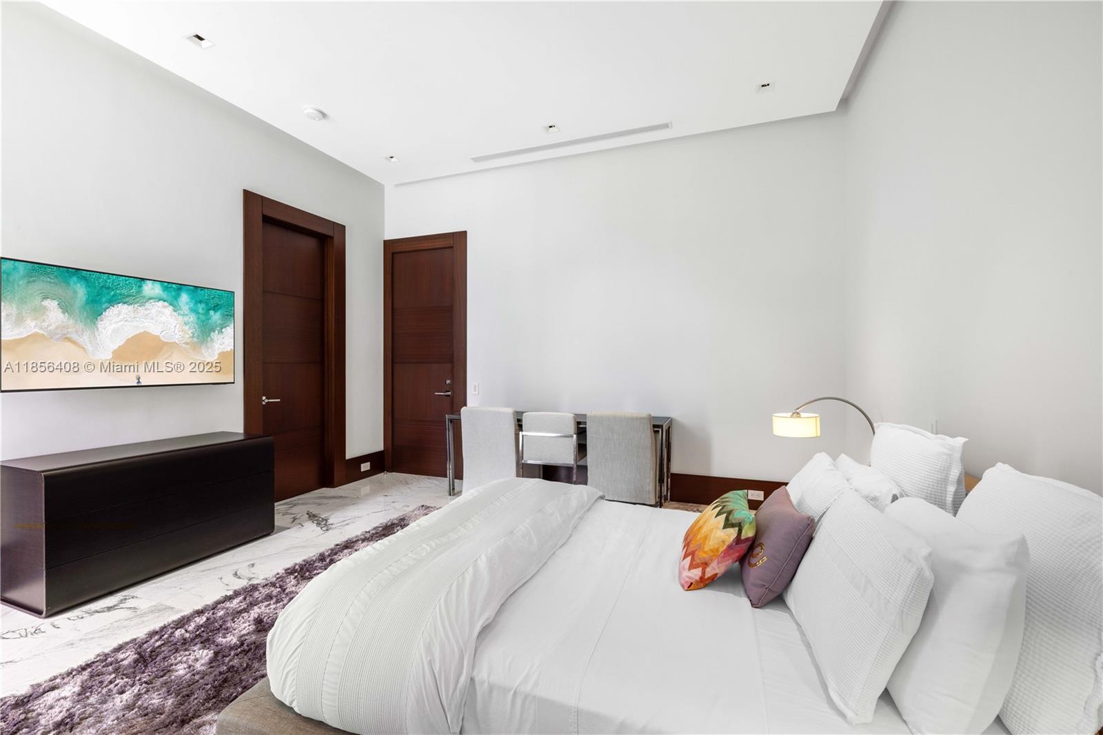 GABLES ESTATES NO 3 - Residential Lease