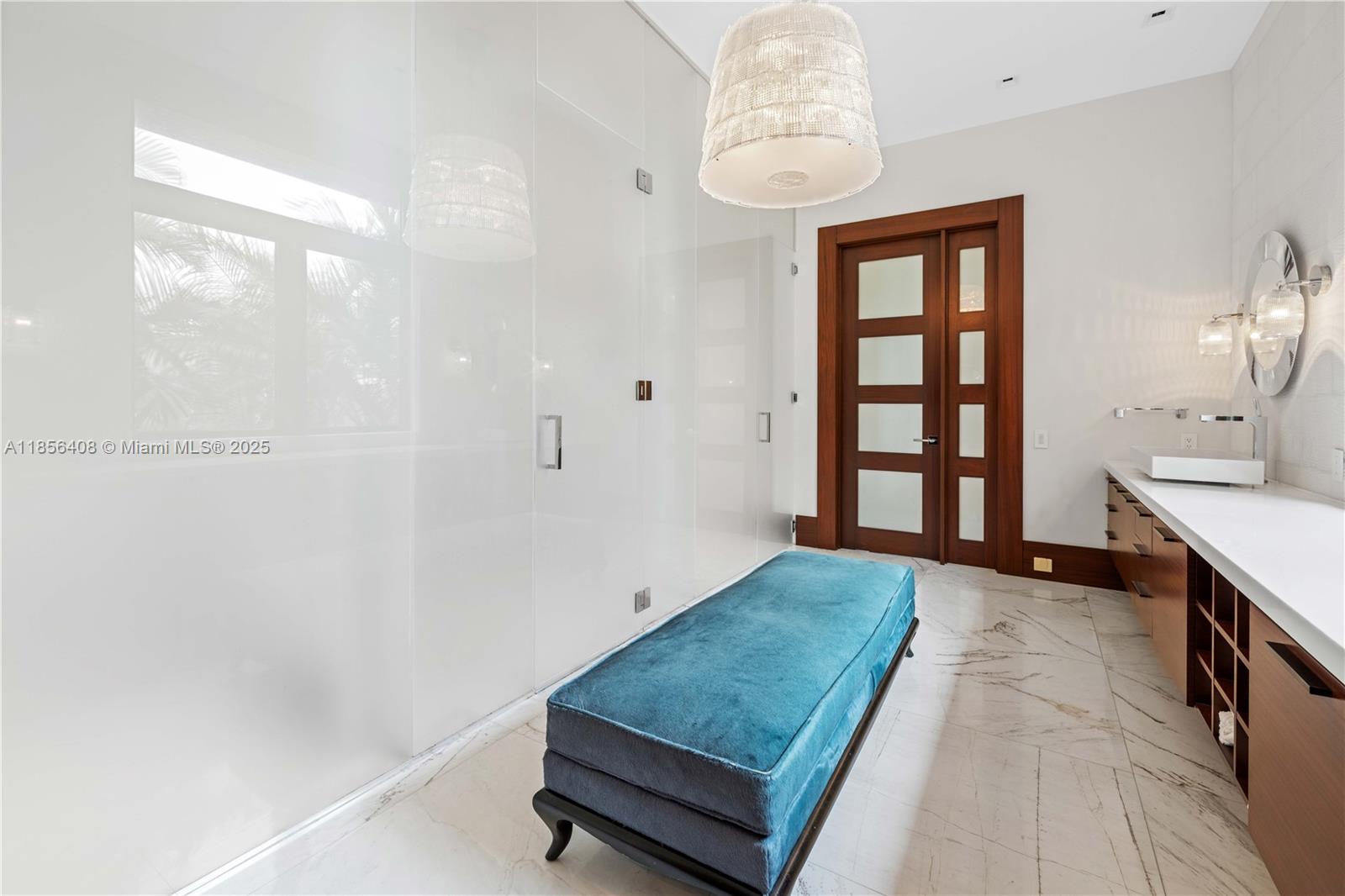 GABLES ESTATES NO 3 - Residential Lease