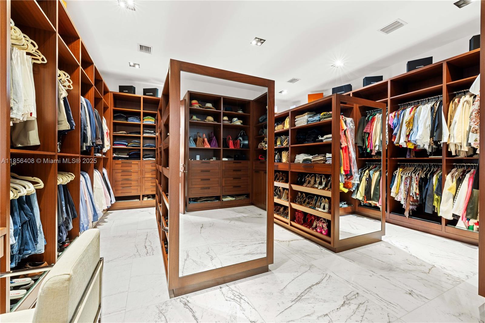 GABLES ESTATES NO 3 - Residential Lease