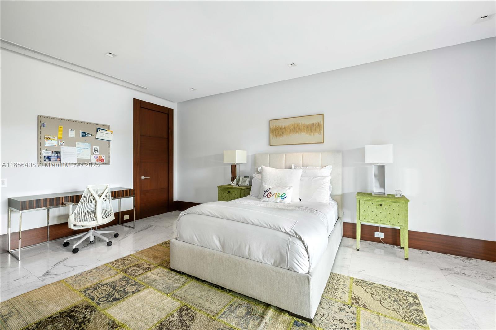 GABLES ESTATES NO 3 - Residential Lease