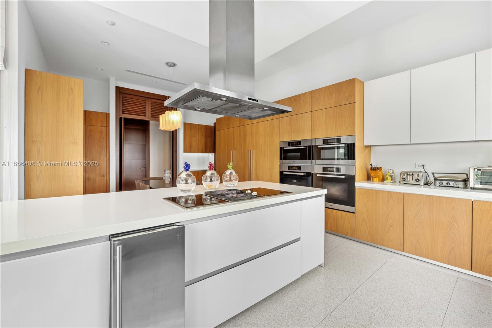 GABLES ESTATES NO 3 - Residential Lease