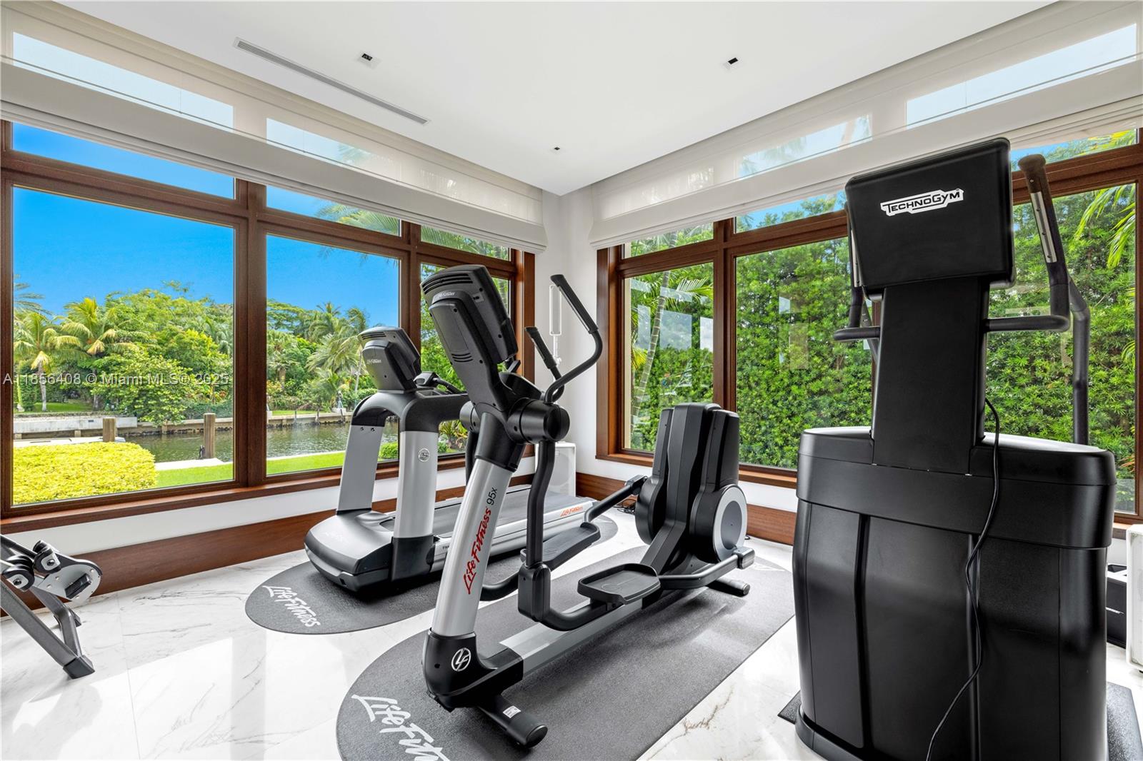 GABLES ESTATES NO 3 - Residential Lease