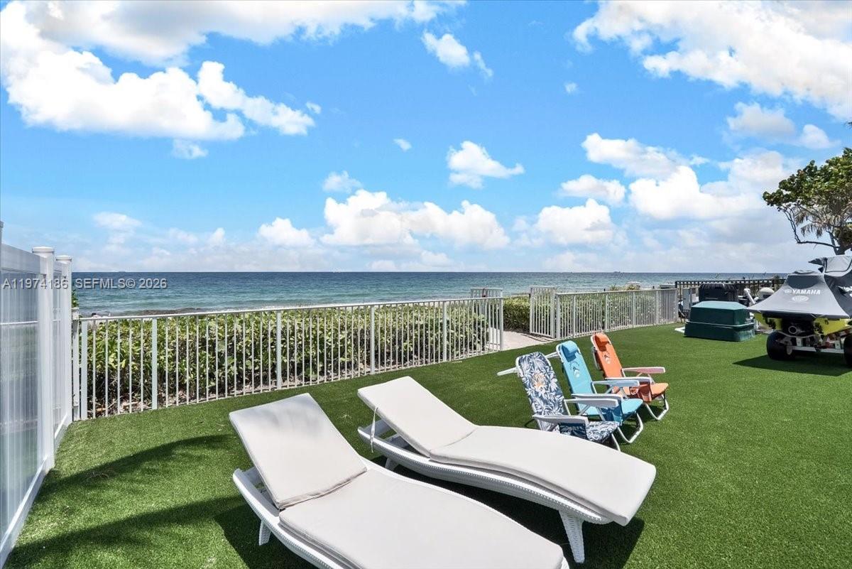 LAUDERDALE BEACH - Residential